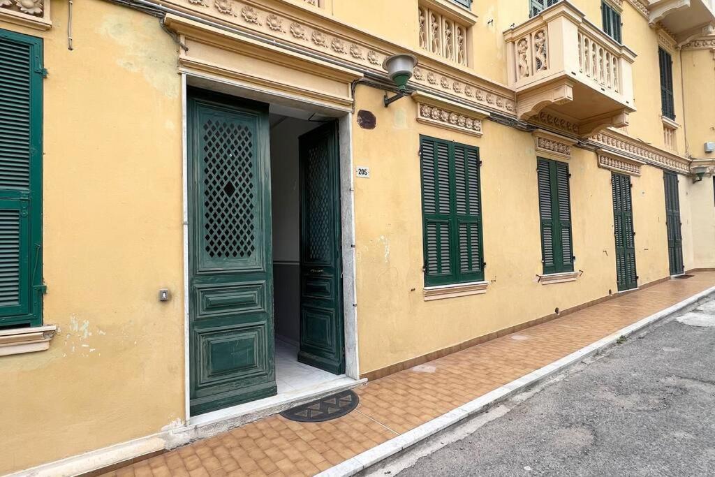 Appartement La Tana Del Geco - 10 Min A Piedi Dal Mare